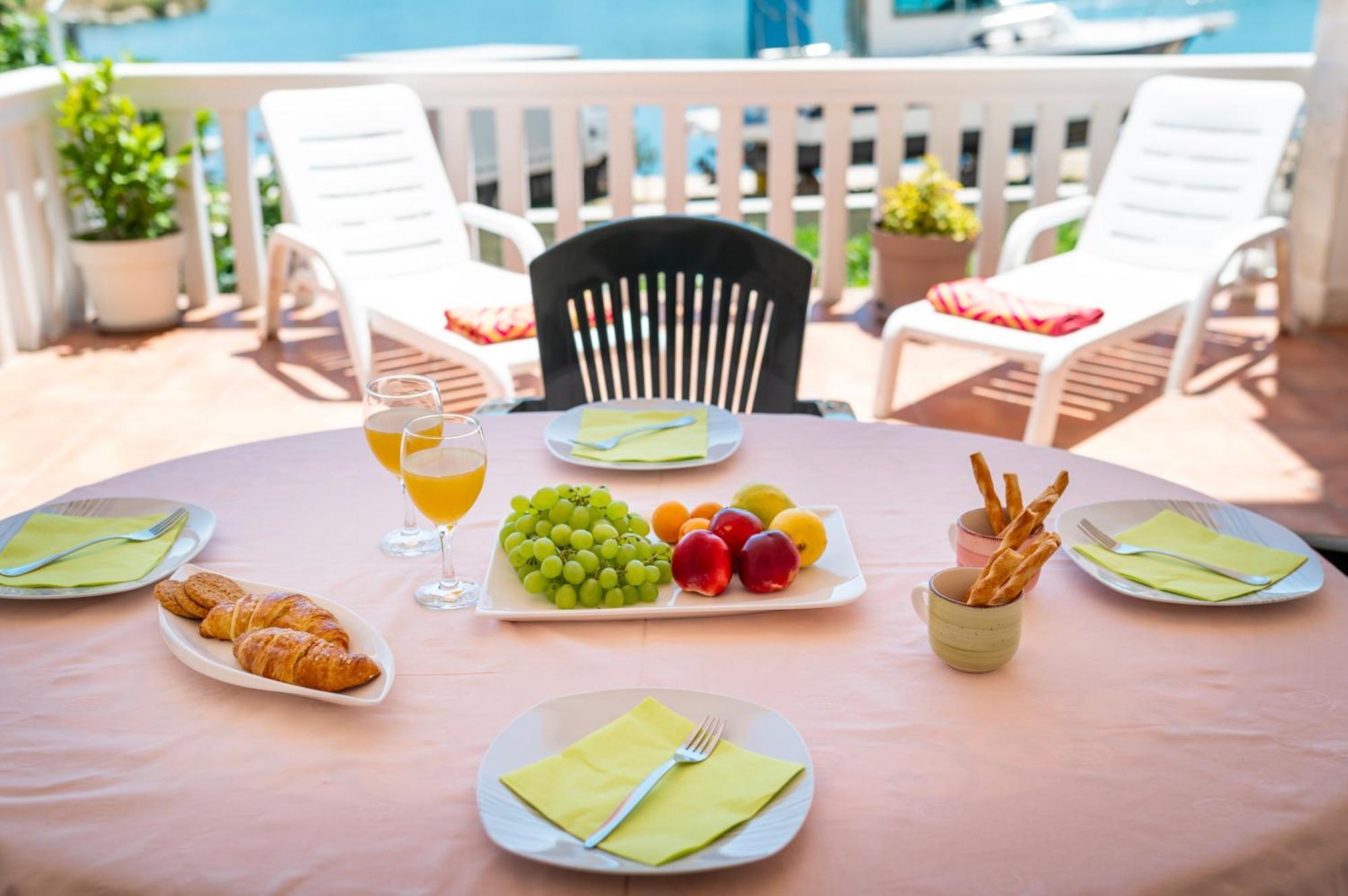Apartment Bilice Beach ภายนอก รูปภาพ
