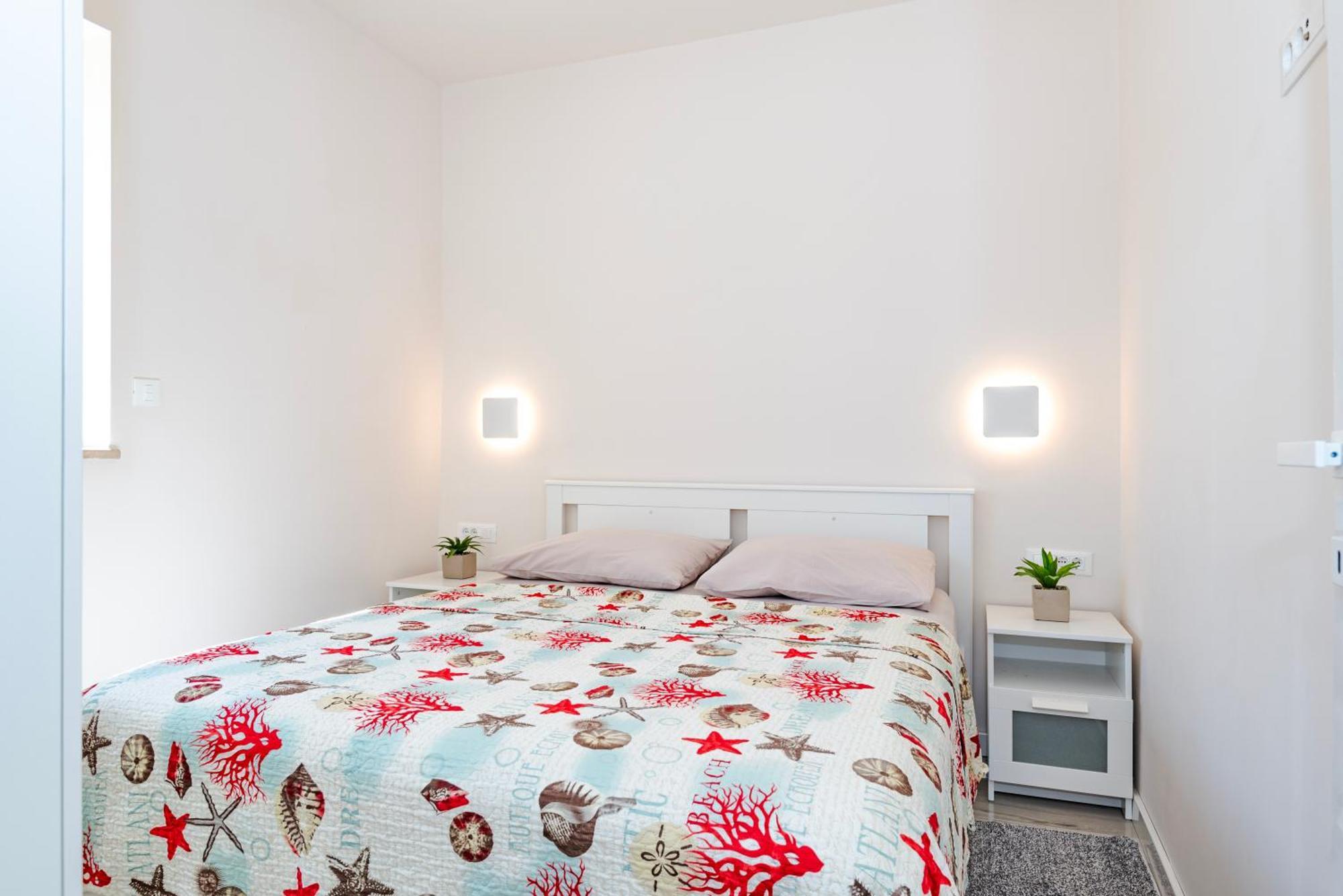 Apartment Bilice Beach ภายนอก รูปภาพ