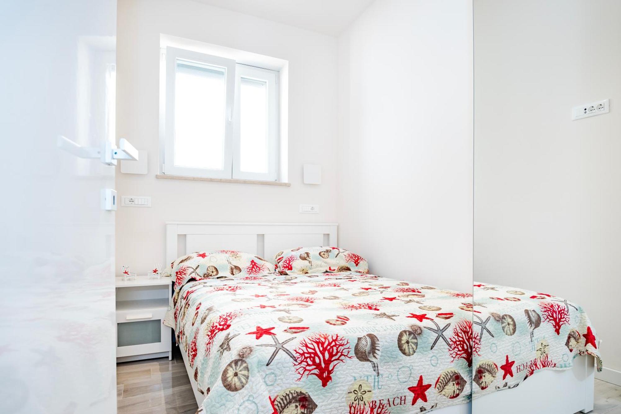 Apartment Bilice Beach ภายนอก รูปภาพ