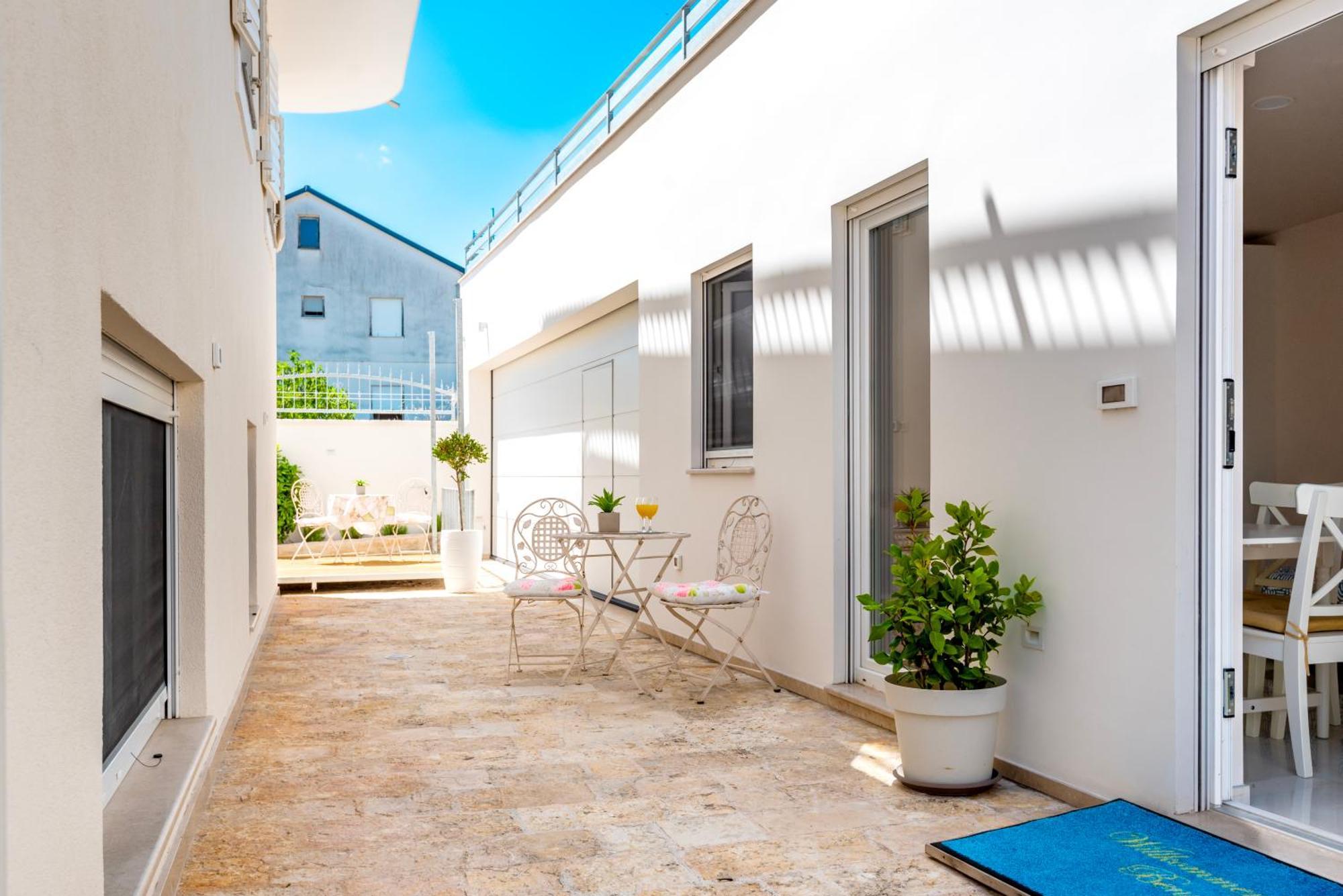 Apartment Bilice Beach ภายนอก รูปภาพ