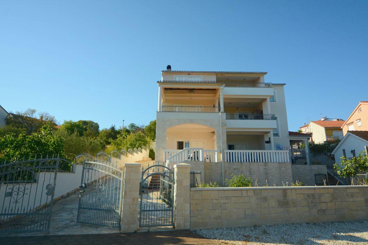 Apartment Bilice Beach ภายนอก รูปภาพ